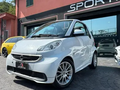 Usata Smart ForTwo Cabrio Passion 70 CV (51 kW) 2013 Bianco Cabrio