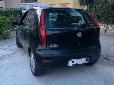 Usata Fiat Punto 77 CV (56 kW) 2009 Nero Utilitaria