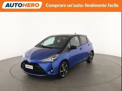Begagnad Toyota Yaris Hybrid Edition 73 HK (53 kW) 2019 Blå Sedan