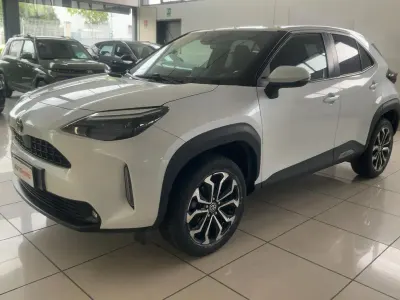 Usata Toyota Yaris Trend 116 CV (85 kW) 2022 Bianco Utilitaria