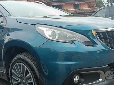Usata Peugeot 2008 Allure 82 CV (60 kW) 2018 Verde SUV