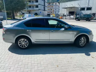 Usata Skoda Octavia Ambition 105 CV (77 kW) 2013 Berlina