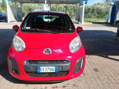 Usata Citroën C1 Feel 69 CV (50 kW) 2014 Rosso Utilitaria