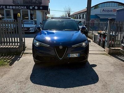 Usata Alfa Romeo Stelvio Executive 280 CV (205 kW) 2019 Blu SUV