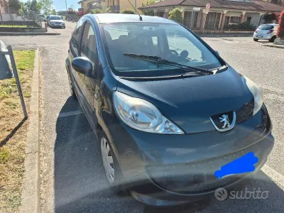 Begagnad Peugeot 107 68 HK (50 kW) 2007 Halvkombi