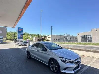 Usata Mercedes CLA200 Business 136 CV (100 kW) 2018 Grigio Berlina