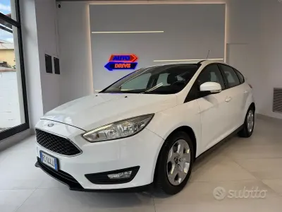 Usata Ford Focus 100 CV (73 kW) 2016 Bianco Berlina