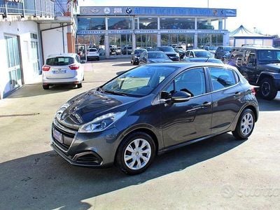 Usata Peugeot 208 Allure 75 CV (55 kW) 2016 Grigio Utilitaria