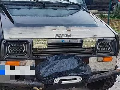 Usata Daihatsu Feroza 95 CV (69 kW) 1992 Nero SUV