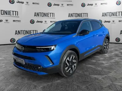 Usata Opel Mokka Elegance 110 CV (80 kW) 2024 Blu/azzurro SUV