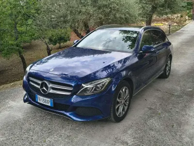 Gebraucht Mercedes C180 Exclusive 116 PS (85 kW) 2015 Blau Kombi