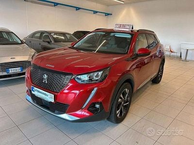 Usata Peugeot 2008 Allure 101 CV (74 kW) 2021 Rosso SUV