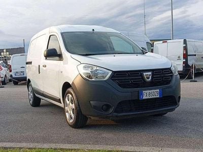 Usata Dacia Dokker 102 CV (75 kW) 2019 Bianco Monovolume