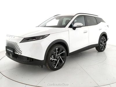 Nuova Omoda 7 279 CV (205 kW) 2026 Khaky white SUV