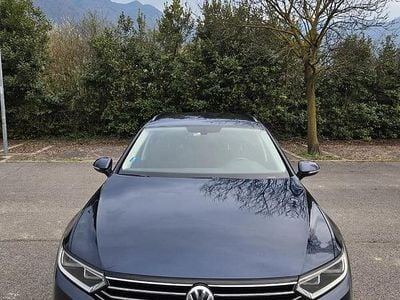 Begagnad VW Passat 150 HK (110 kW) 2017 Blå Kombi