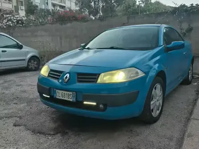 Usata Renault Mégane Cabriolet 120 CV (88 kW) 2004 Cabrio