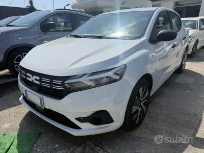 Usata Dacia Sandero Comfort 101 CV (74 kW) 2023 Bianco Berlina