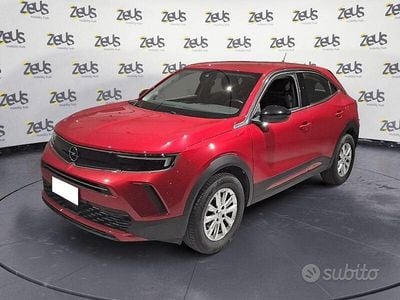 Usata Opel Mokka Elegance 101 CV (74 kW) 2022 Rosso SUV