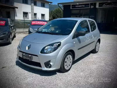 Usata Renault Twingo 58 CV (42 kW) 2009 Grigio Utilitaria