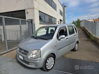 Brugt Opel Agila Club 58 HK (42 kW) 2003 Grå MPV