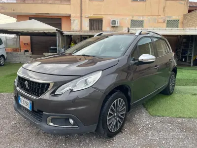 Usata Peugeot 2008 Allure 99 CV (72 kW) 2016 Grigio SUV