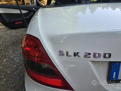 Usata Mercedes SLK200 Edition 184 CV (135 kW) 2021 Bianco Cabrio