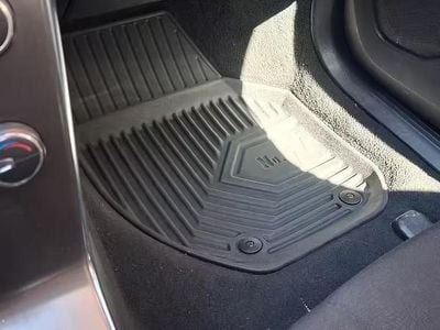 Usata Volvo V40 2013 Nero Berlina