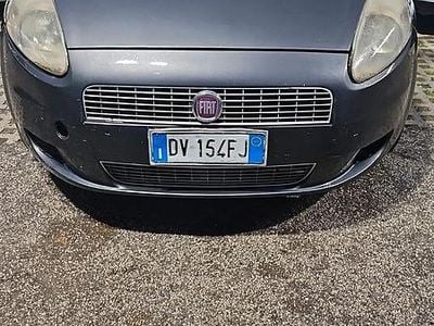 Usata Fiat Grande Punto 65 CV (47 kW) 2009 Nero Utilitaria