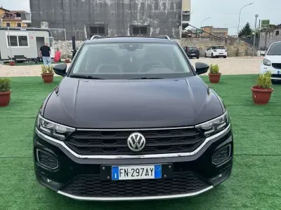 Usata VW T-Roc Advance 150 CV (110 kW) 2018 Nero metallizzato SUV
