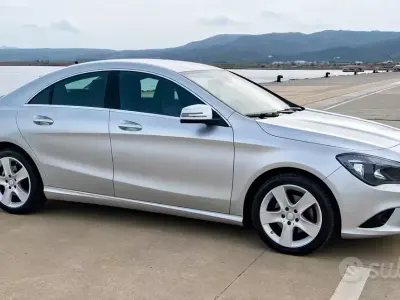 Usata Mercedes CLA200 136 CV (100 kW) 2014 Grigio Coupé