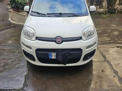 Usata Fiat Panda Lounge 69 CV (50 kW) 2019 Bianco Utilitaria