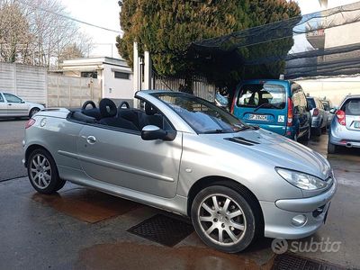 Grigio Usata 2004 Peugeot 206 CC Cabrio | 3000 € (Buon prezzo)