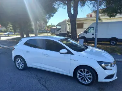 Usata Renault Mégane 110 CV (80 kW) 2018 Berlina