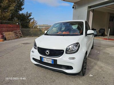 Bianco Usata 2019 Smart ForFour Passion Utilitaria | 16.000 € (Cara)