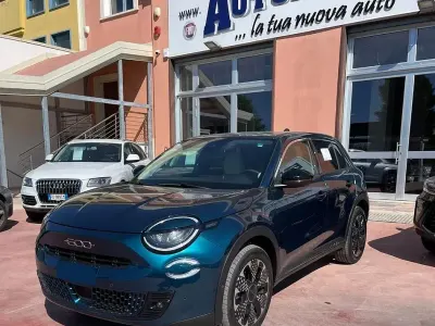 Usata Fiat 600 La Prima 101 CV (74 kW) 2025 Verde SUV