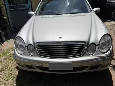 Usata Mercedes E270 177 CV (130 kW) 2003 Berlina