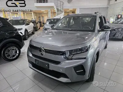 Nuova Citroën C3 100 CV (73 kW) 2026 Grigio SUV