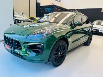 Usata Porsche Macan Turbo 441 CV (324 kW) 2020 Verde SUV