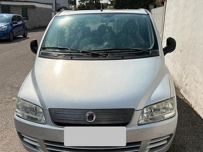 Usata Fiat Multipla 103 CV (75 kW) 2008 Grigio Monovolume