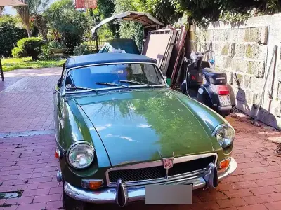 Usata MG B 95 CV (69 kW) 1970 Verde Cabrio