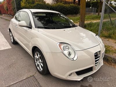 Usata Alfa Romeo MiTo 78 CV (57 kW) 2010 Beige Utilitaria