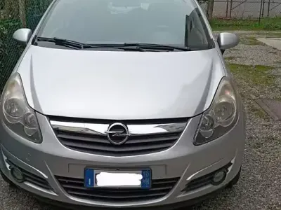 Usata Opel Corsa 2011 Utilitaria