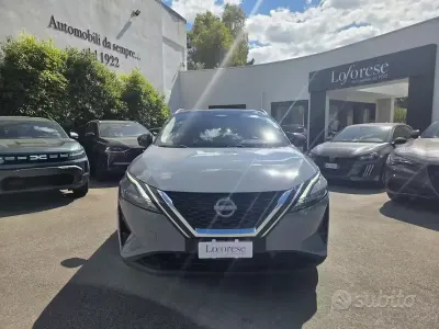 Usata Nissan Qashqai N-Connecta 140 CV (102 kW) 2022 Grigio scuro pastello SUV