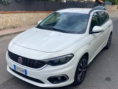 Usata Fiat Tipo 120 CV (88 kW) 2020 Bianco Station wagon