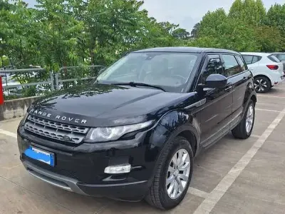Begagnad Land Rover Range Rover evoque 150 HK (110 kW) 2014 Svart SUV