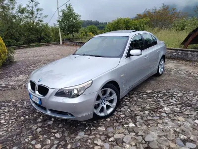 Usata BMW 530 218 CV (160 kW) 2003 Grigio Berlina