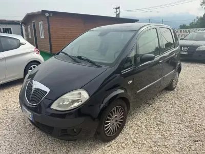 Gebraucht Lancia Musa 90 PS (66 kW) 2006 Schwarz Van / Kleinbus
