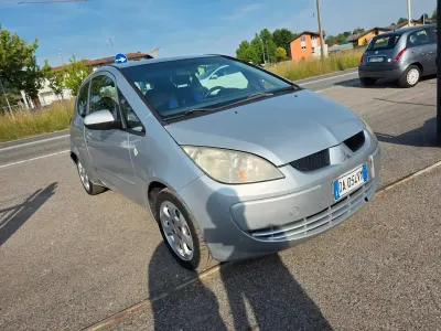 Usata Mitsubishi Colt Instyle 75 CV (55 kW) 2006 Grigio Berlina