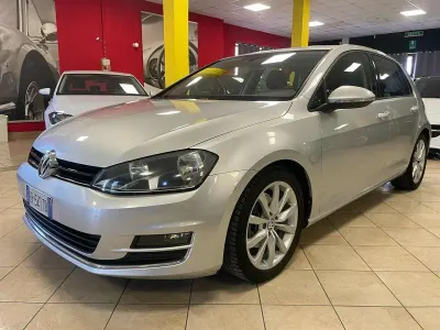 Usata VW Golf VII Highline 140 CV (102 kW) 2013 Argento Berlina