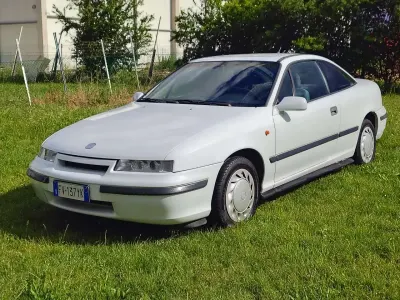 Occasion Opel Calibra 116 ch (85 kW) 1993 Blanc Coupé